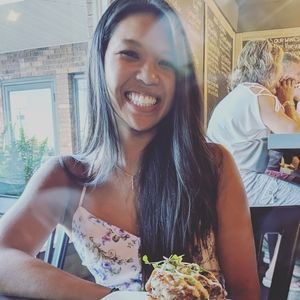 Meet your Posher, Rebecca